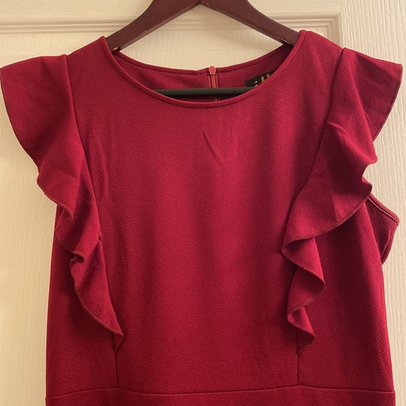 Knee length dress - Picture 2 of 2